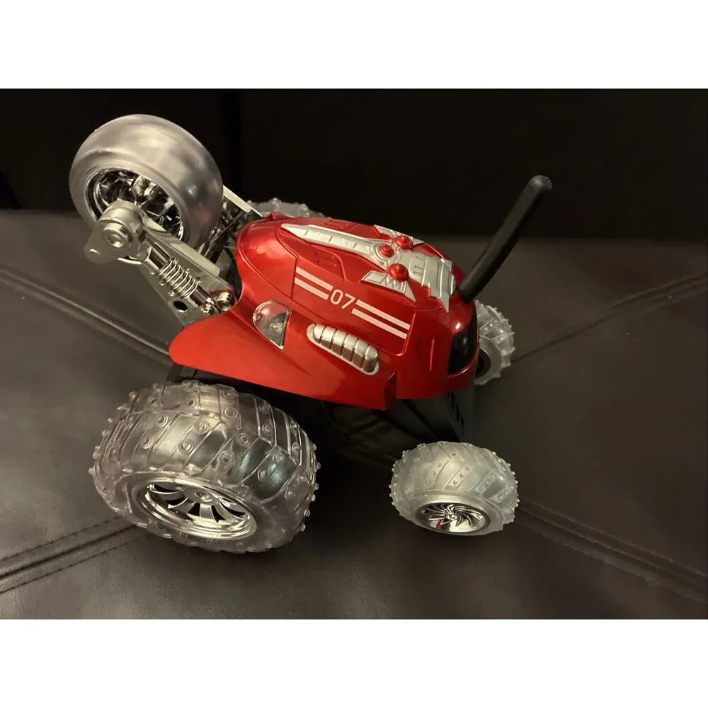 Sharper Image 360 Degree Spinning RC Car Red Thunder Tumbler Remote Control